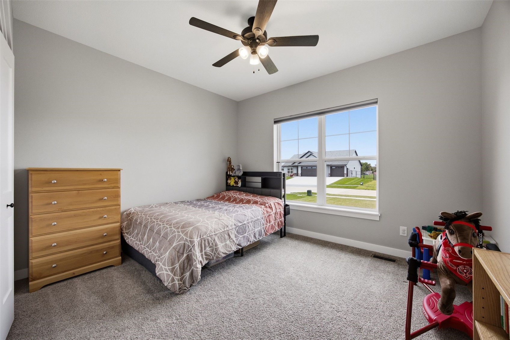 425 Dutch Drive Robins IA 52328