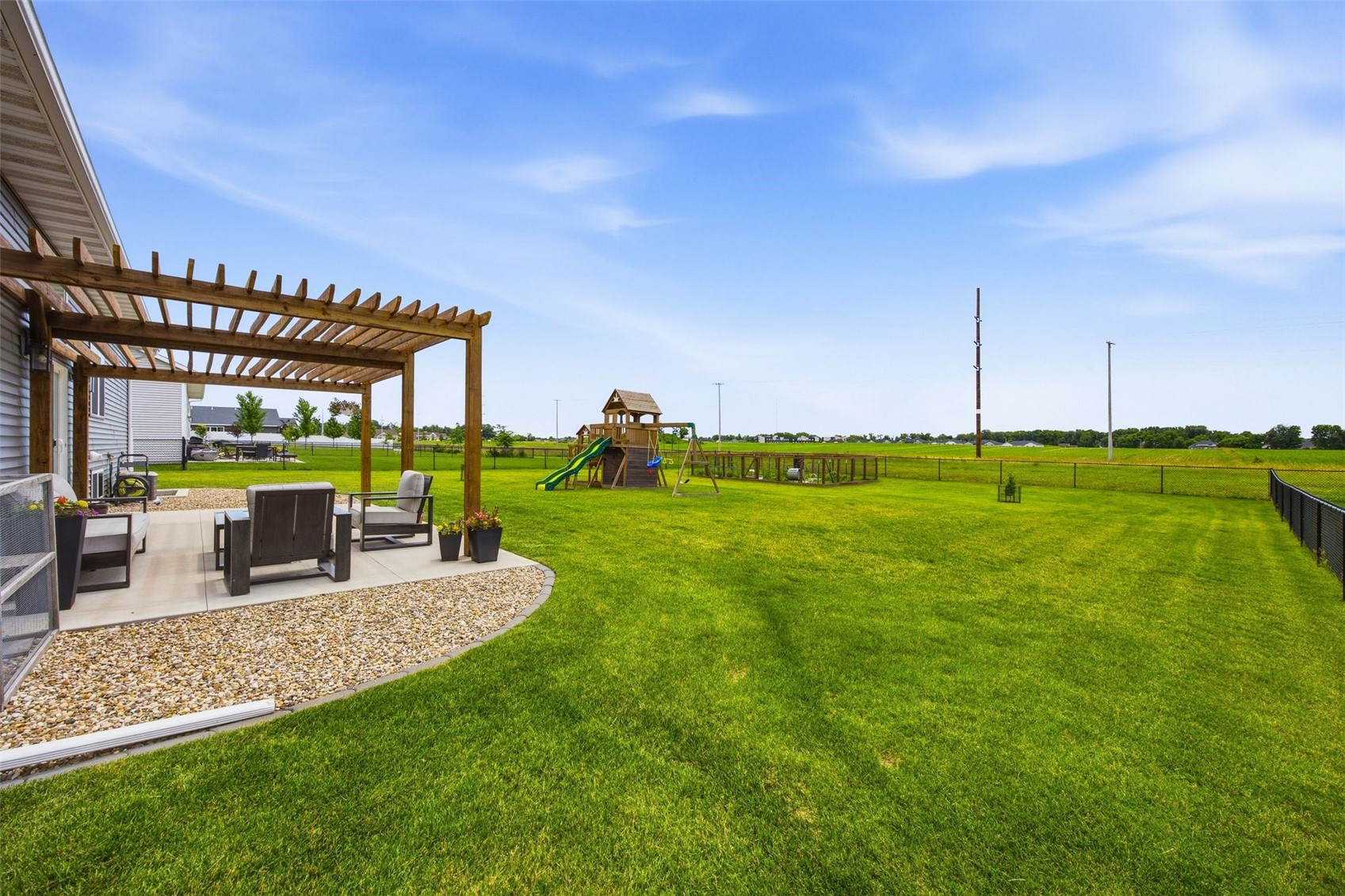 425 Dutch Drive Robins IA 52328