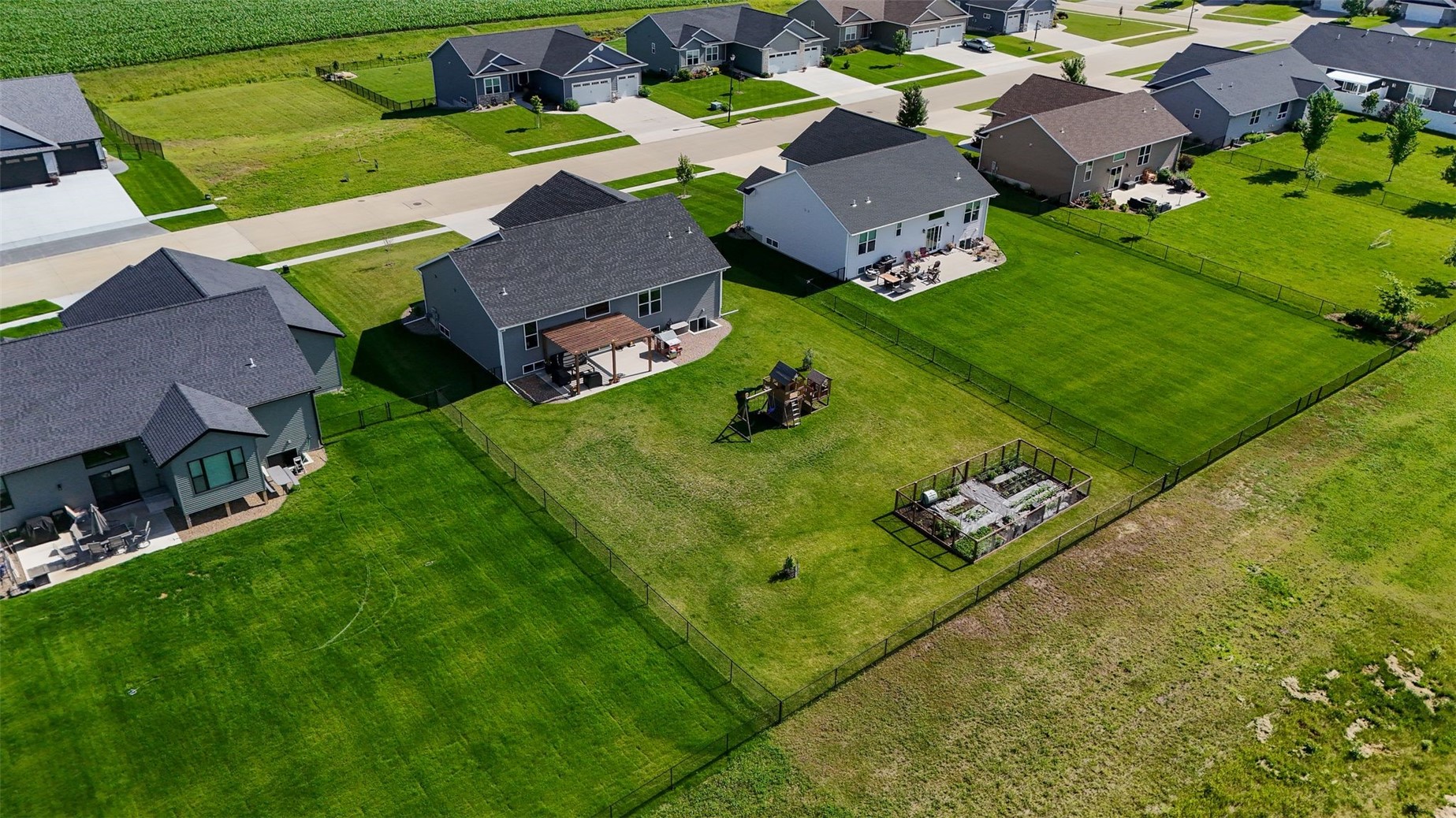 425 Dutch Drive Robins IA 52328