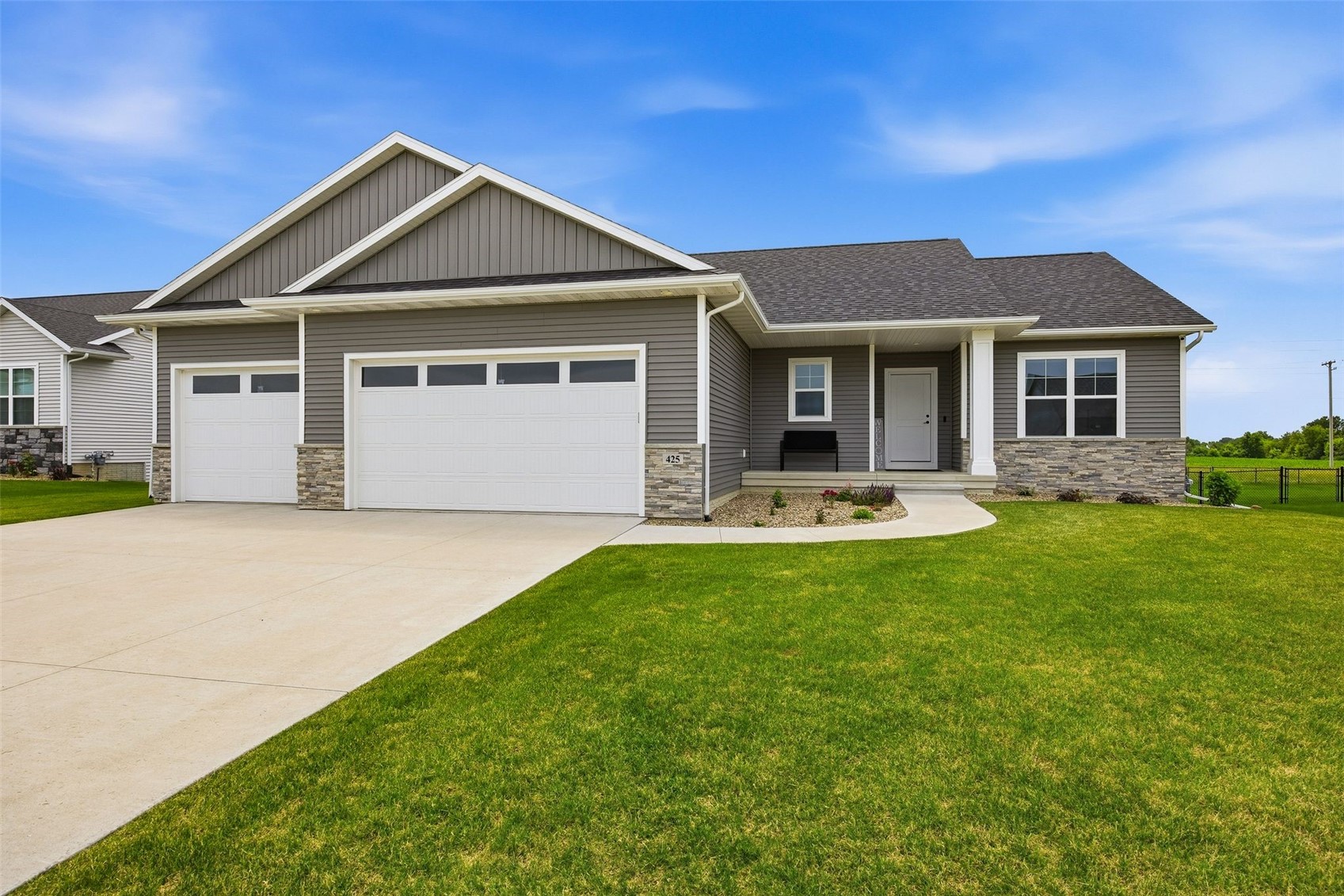 425 Dutch Drive Robins IA 52328