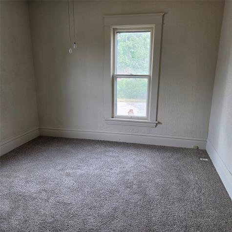 2828 33rd Avenue SW Cedar Rapids IA 52404