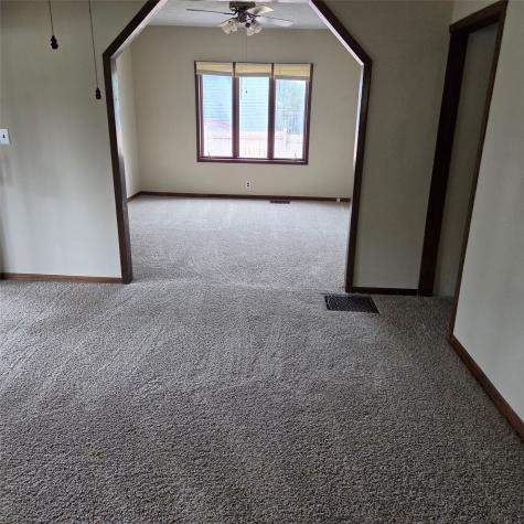 2828 33rd Avenue SW Cedar Rapids IA 52404