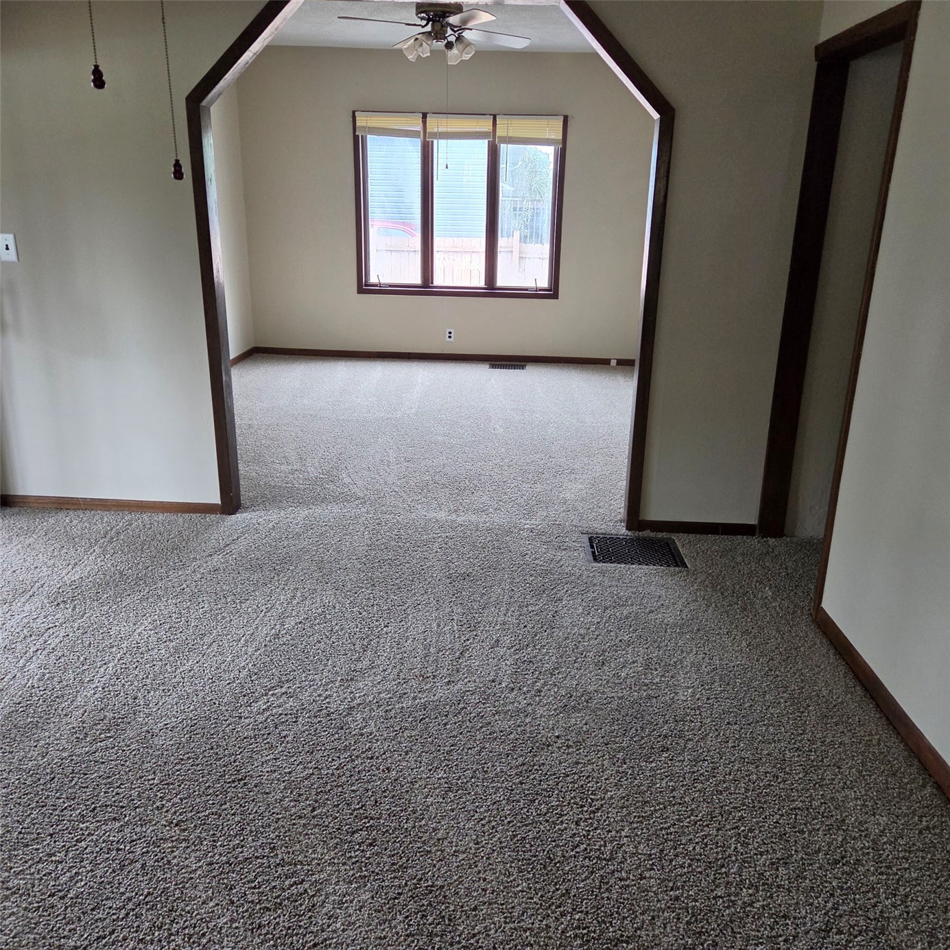 2828 33rd Avenue SW Cedar Rapids IA 52404