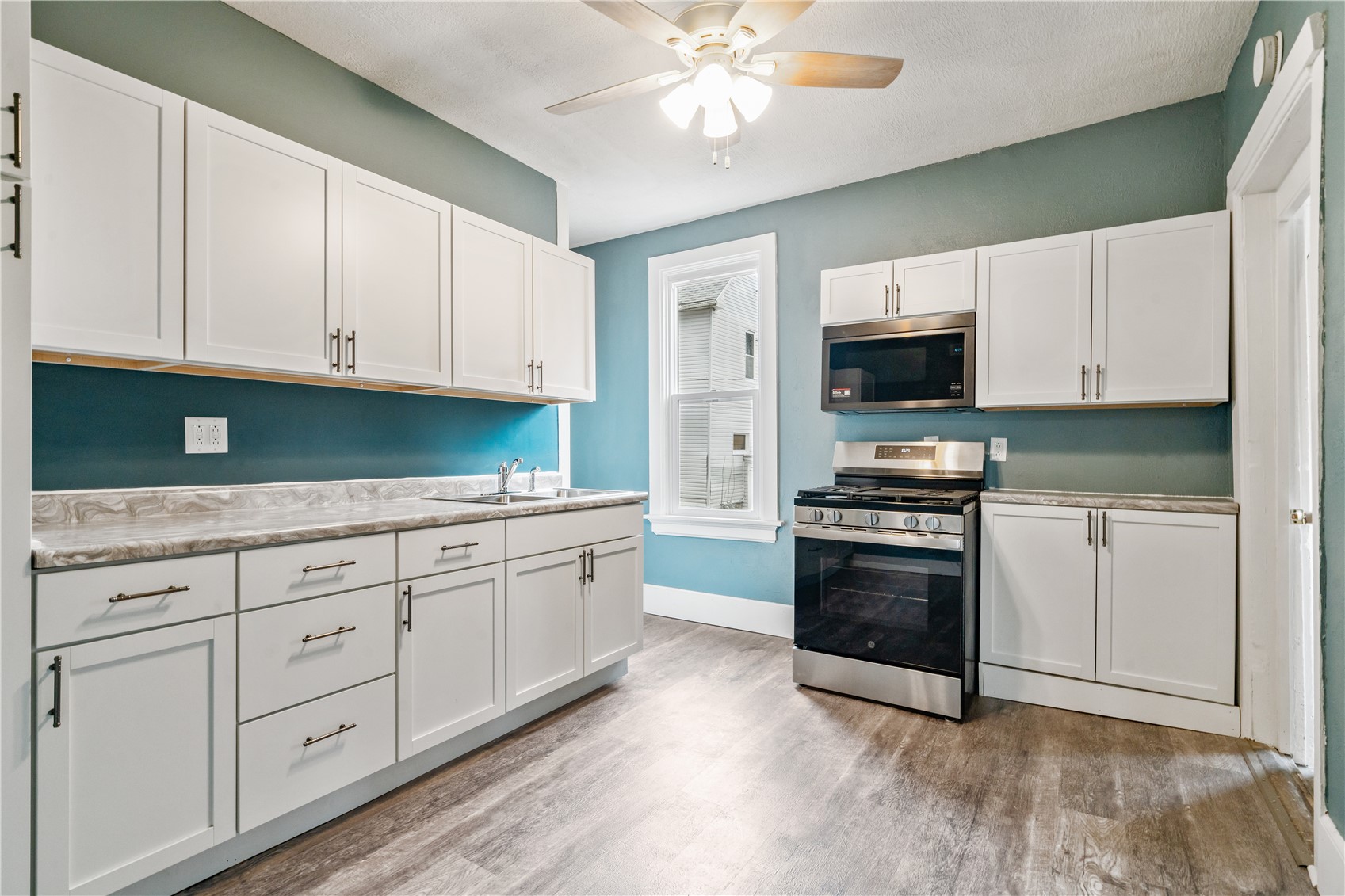 1645 D Avenue NE Cedar Rapids IA 52402