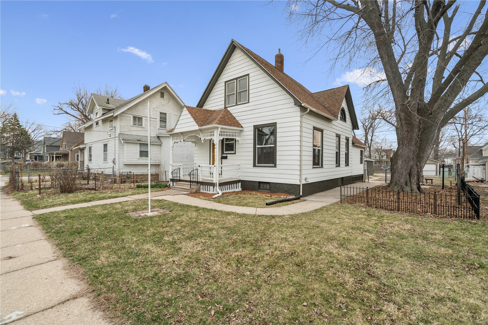 1645 D Avenue NE Cedar Rapids IA 52402
