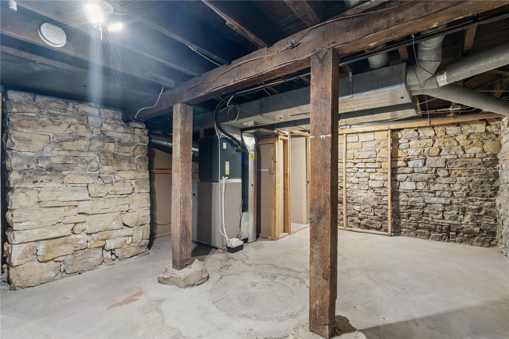 1645 D Avenue NE Cedar Rapids IA 52402