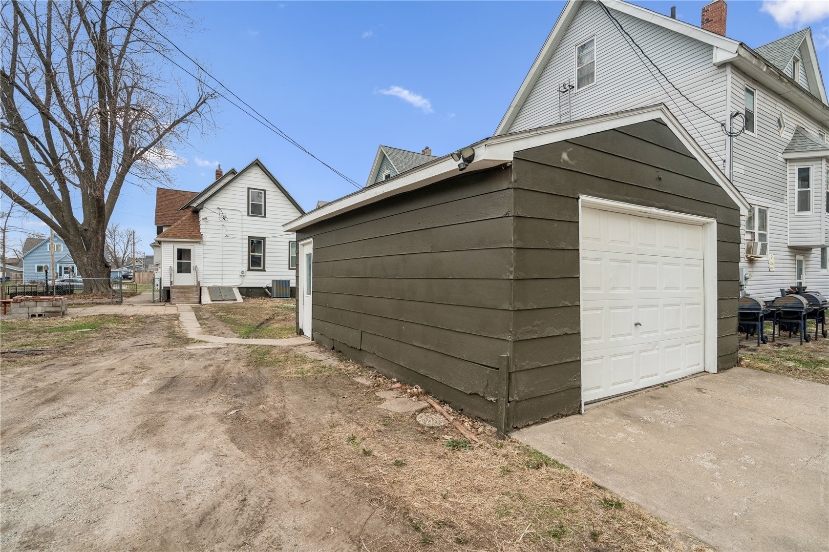 1645 D Avenue NE Cedar Rapids IA 52402