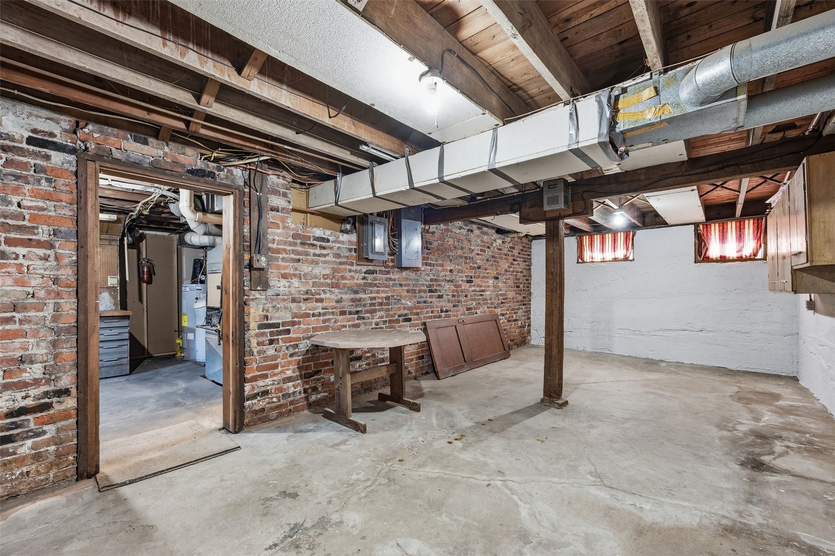 406 4th Street Deep River IA 52222