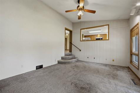 313 3rd Avenue Clarence IA 52216