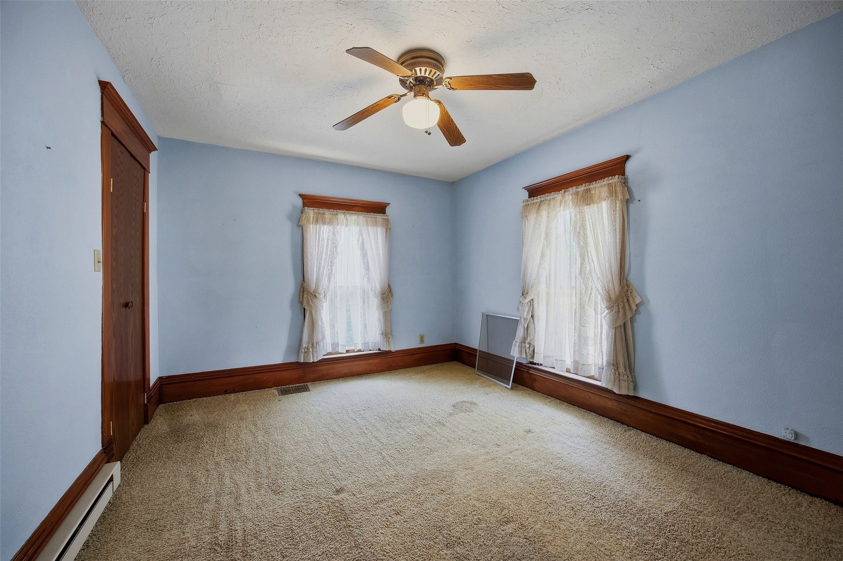313 3rd Avenue Clarence IA 52216