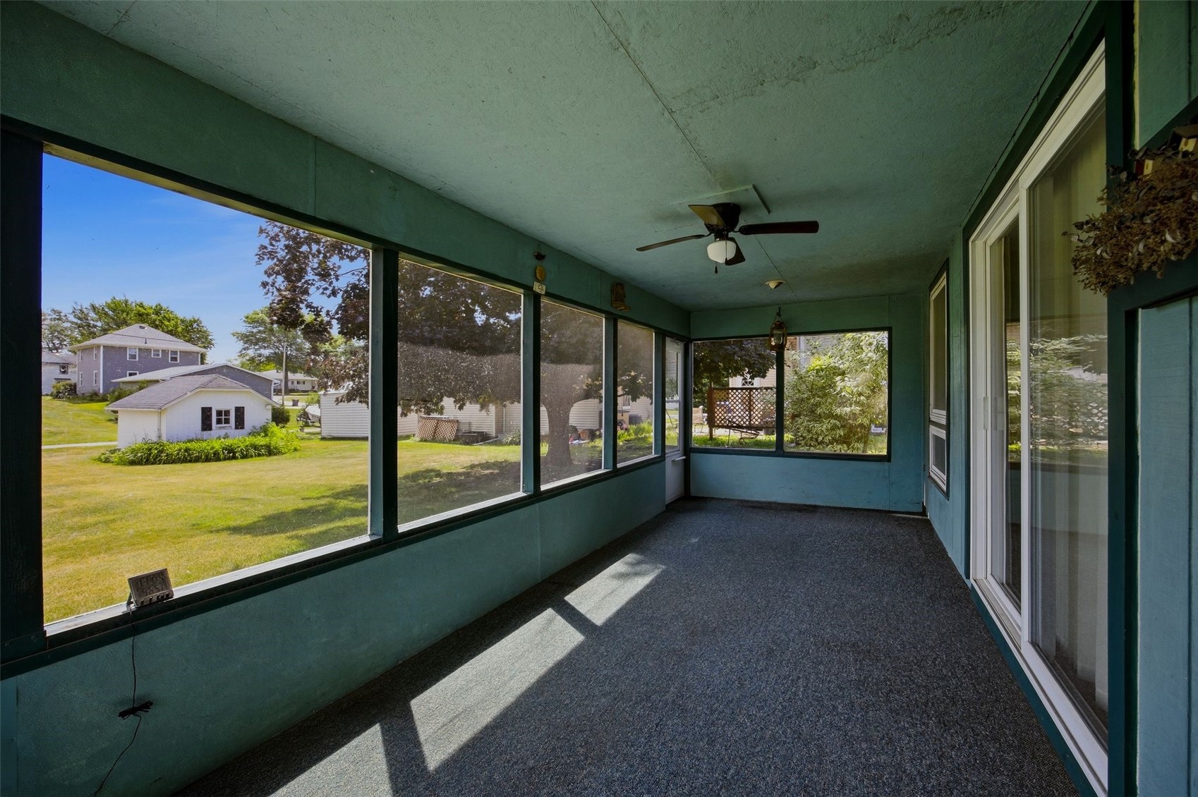 313 3rd Avenue Clarence IA 52216