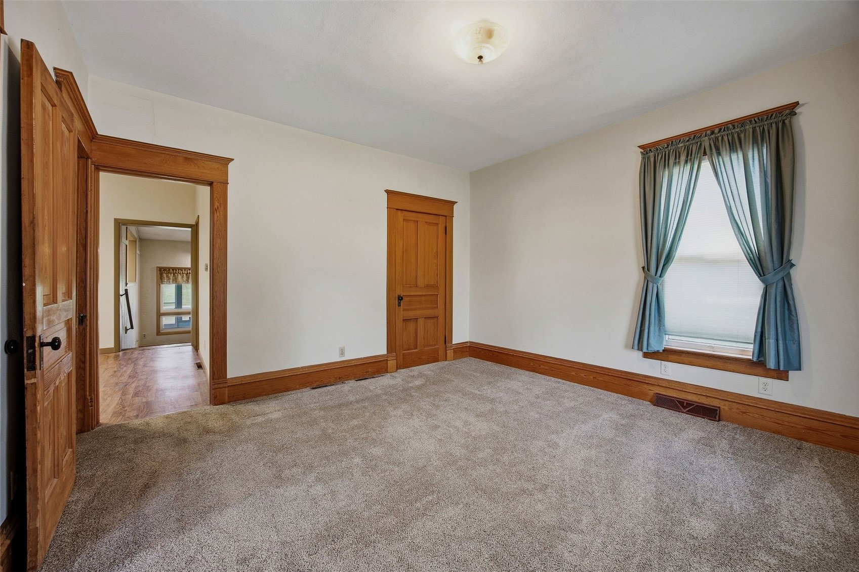 313 3rd Avenue Clarence IA 52216