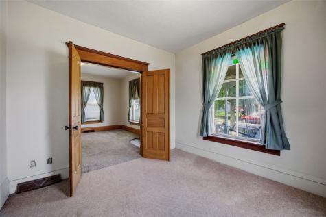 313 3rd Avenue Clarence IA 52216