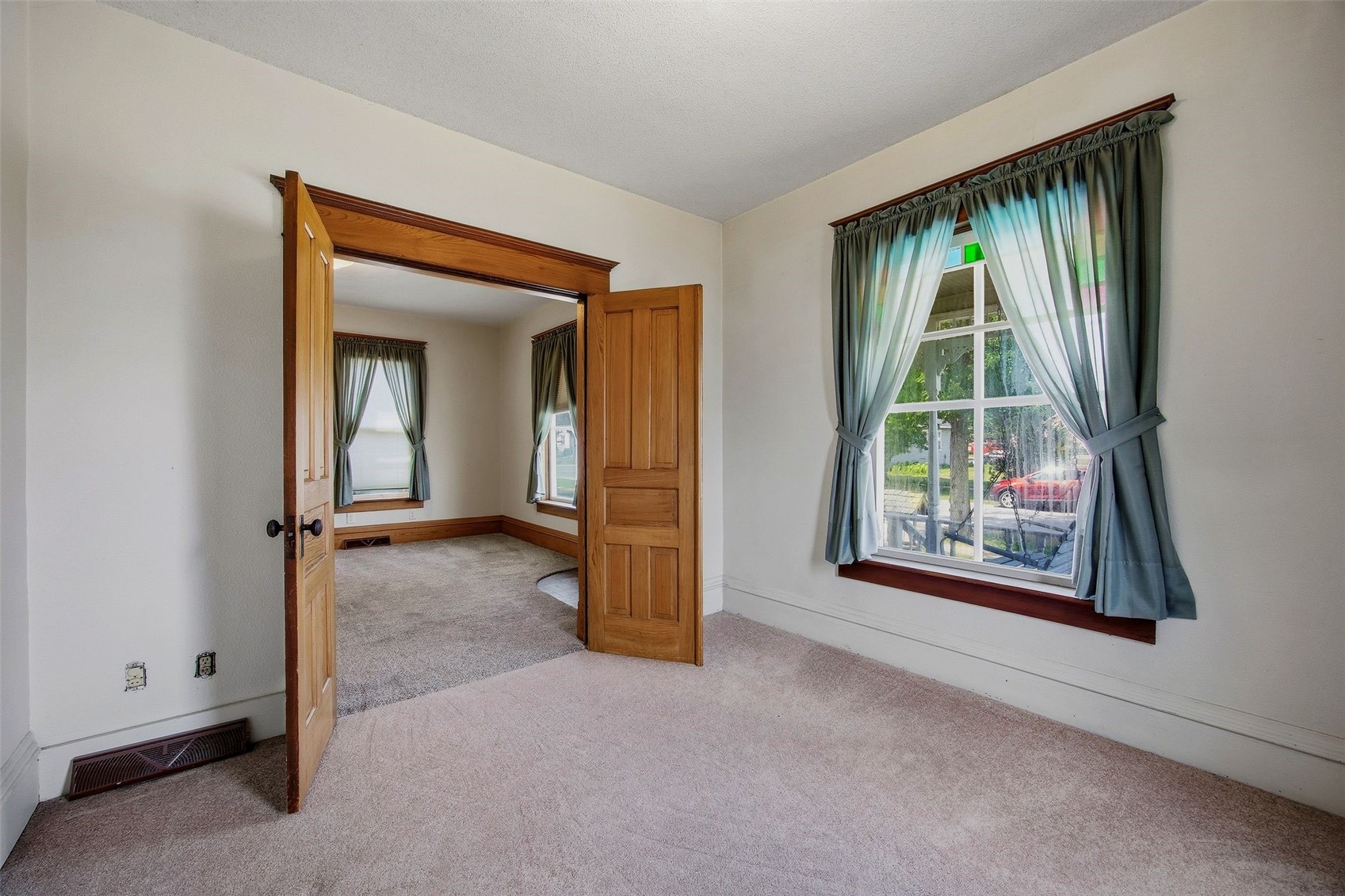 313 3rd Avenue Clarence IA 52216
