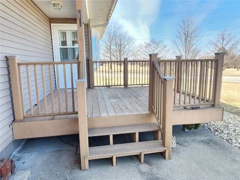 4320 Golf Street NE Cedar Rapids IA 52402