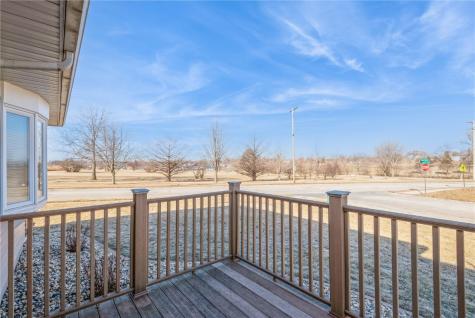 4320 Golf Street NE Cedar Rapids IA 52402