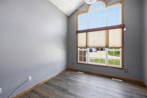 161 Autumn Woods Drive NW Cedar Rapids IA 52405