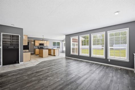 161 Autumn Woods Drive NW Cedar Rapids IA 52405