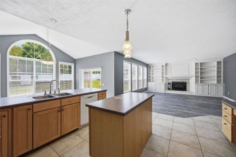 161 Autumn Woods Drive NW Cedar Rapids IA 52405