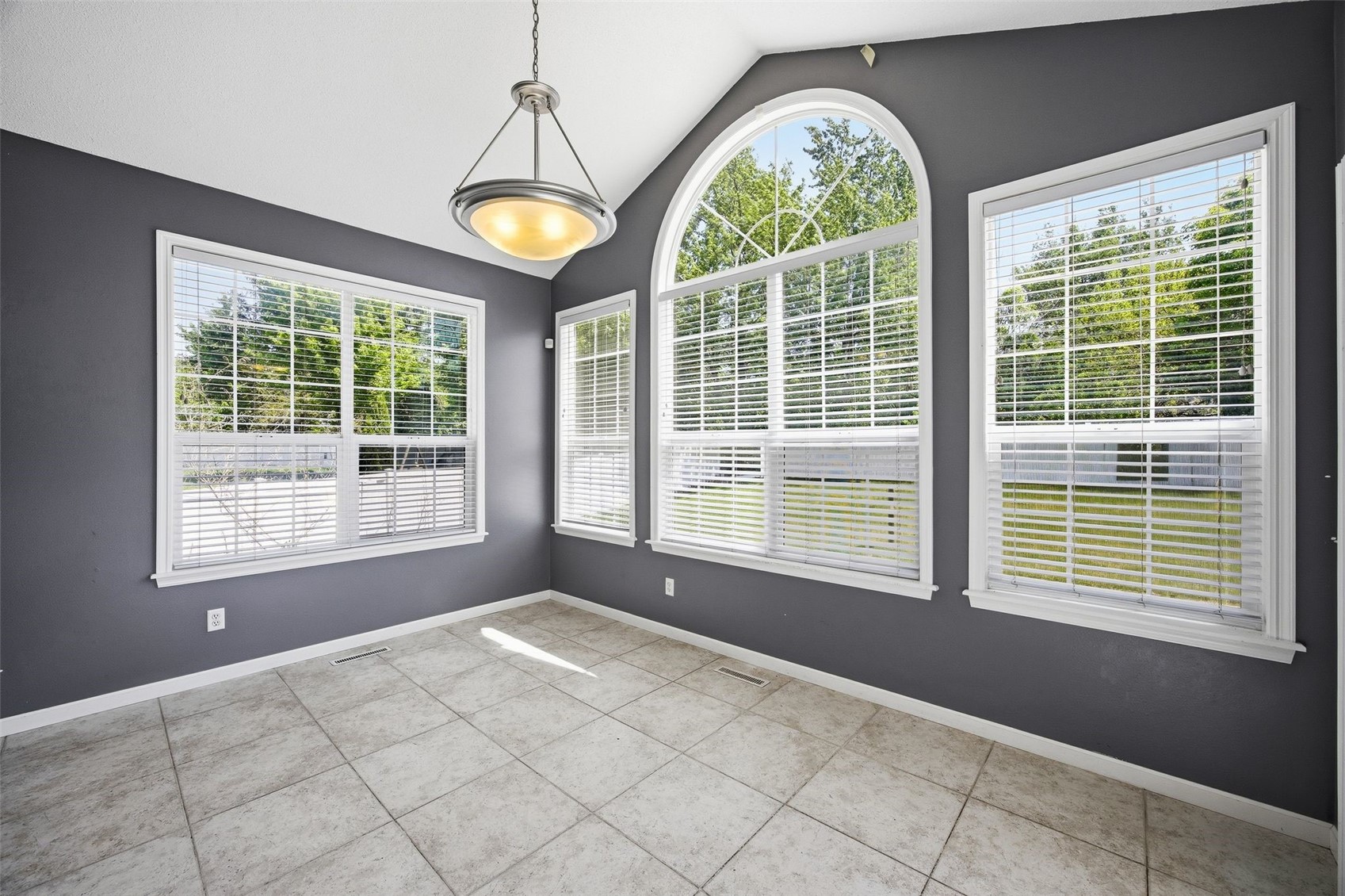 161 Autumn Woods Drive NW Cedar Rapids IA 52405