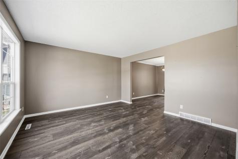161 Autumn Woods Drive NW Cedar Rapids IA 52405