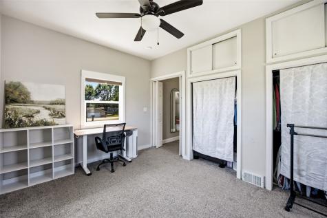 304 Maple Street Center Point IA 52213