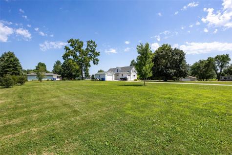 304 Maple Street Center Point IA 52213