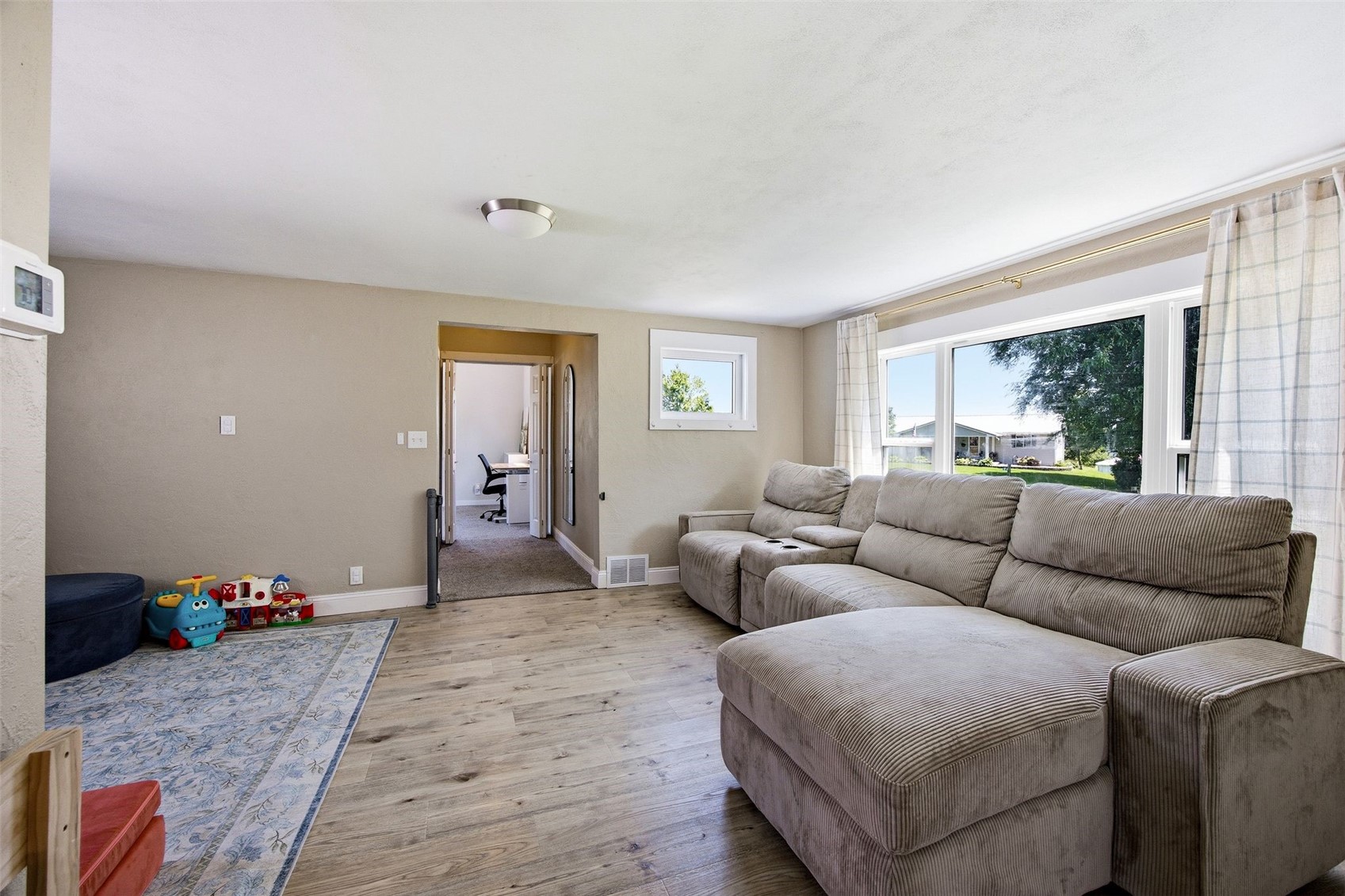 304 Maple Street Center Point IA 52213