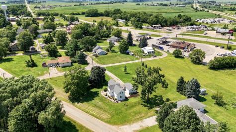 304 Maple Street Center Point IA 52213