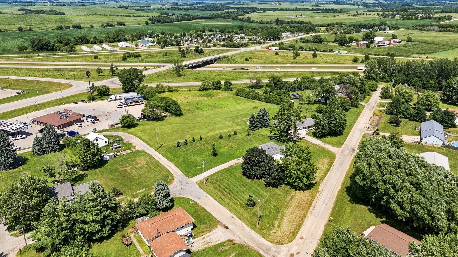 304 Maple Street Center Point IA 52213