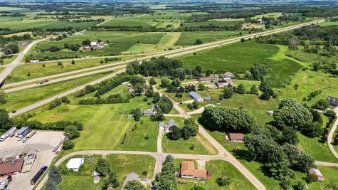 304 Maple Street Center Point IA 52213