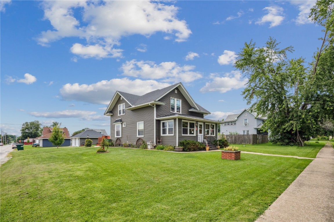 501 Jefferson Avenue Lowden IA 52255