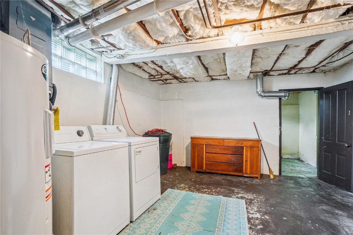 501 Jefferson Avenue Lowden IA 52255