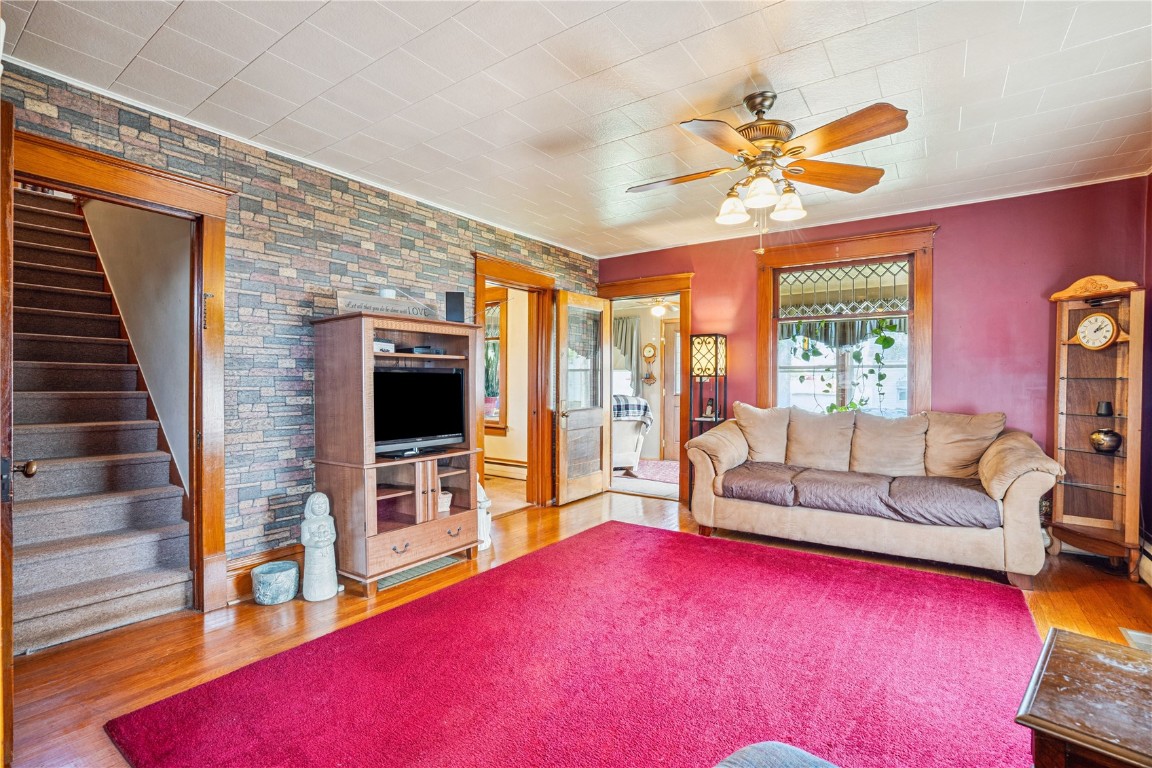 501 Jefferson Avenue Lowden IA 52255