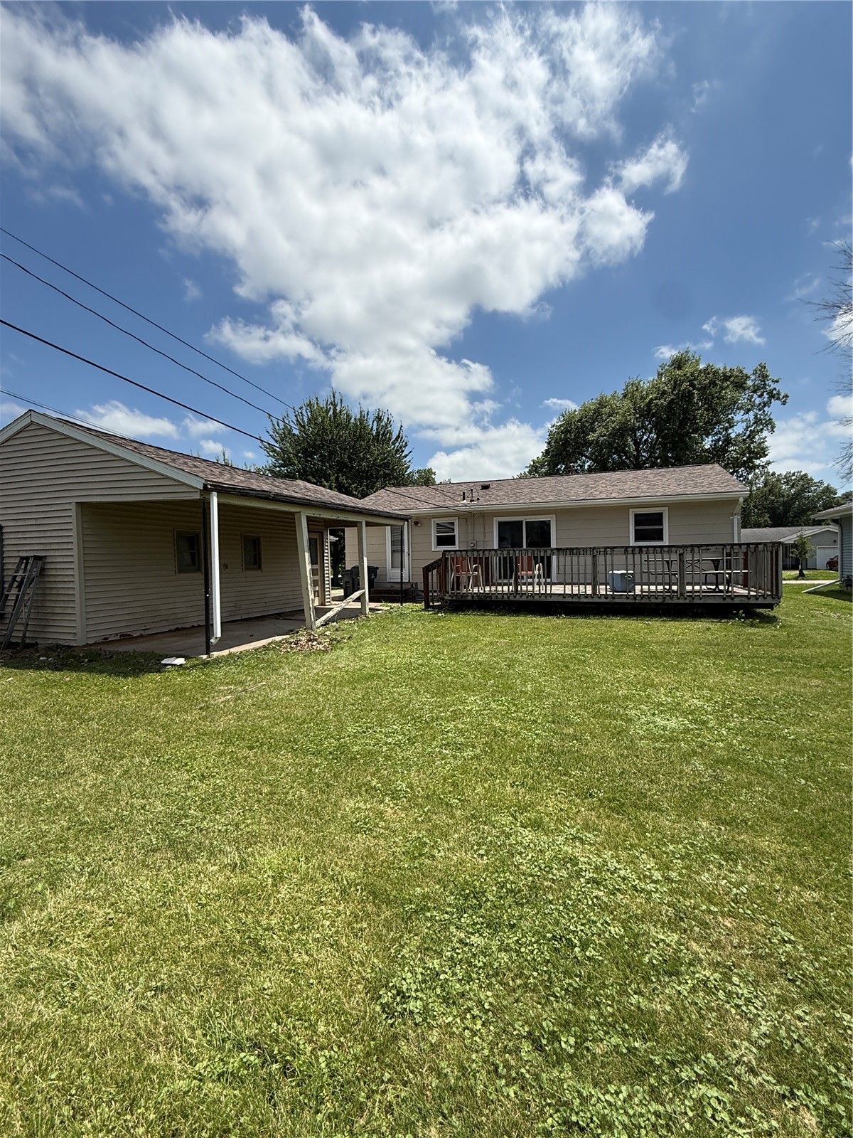 102 27th Avenue Drive SW Cedar Rapids IA 52404