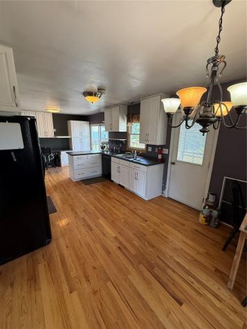 102 27th Avenue Drive SW Cedar Rapids IA 52404
