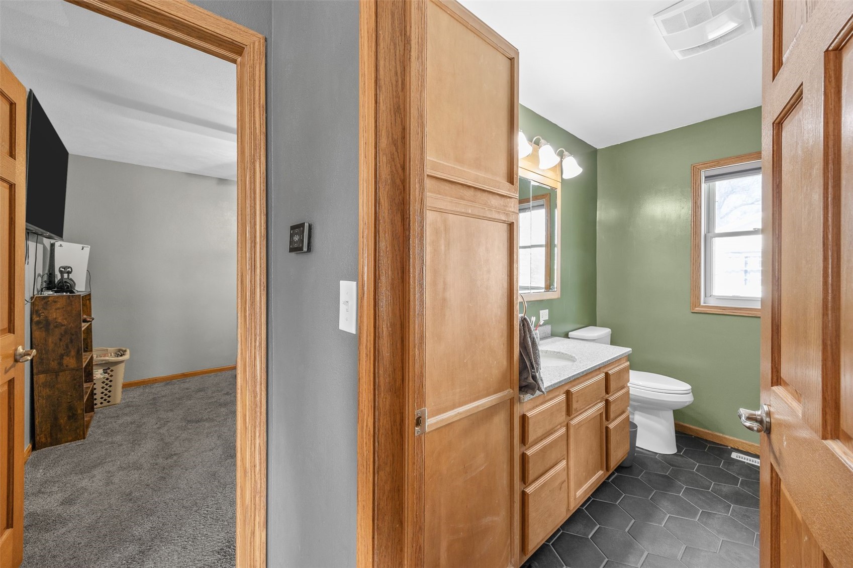 205 N 9th Avenue Vinton IA 52349