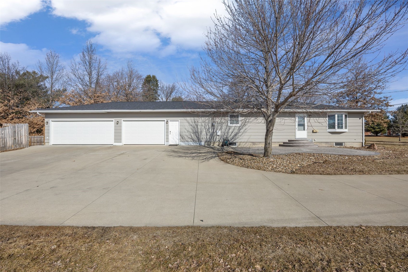 205 N 9th Avenue Vinton IA 52349