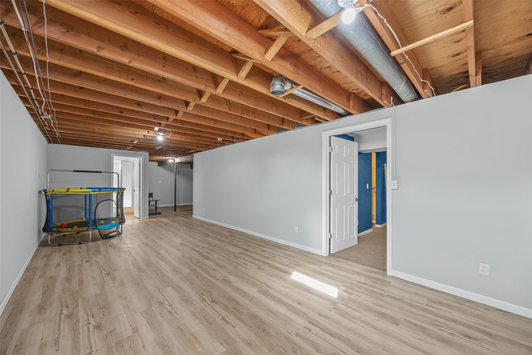 205 N 9th Avenue Vinton IA 52349