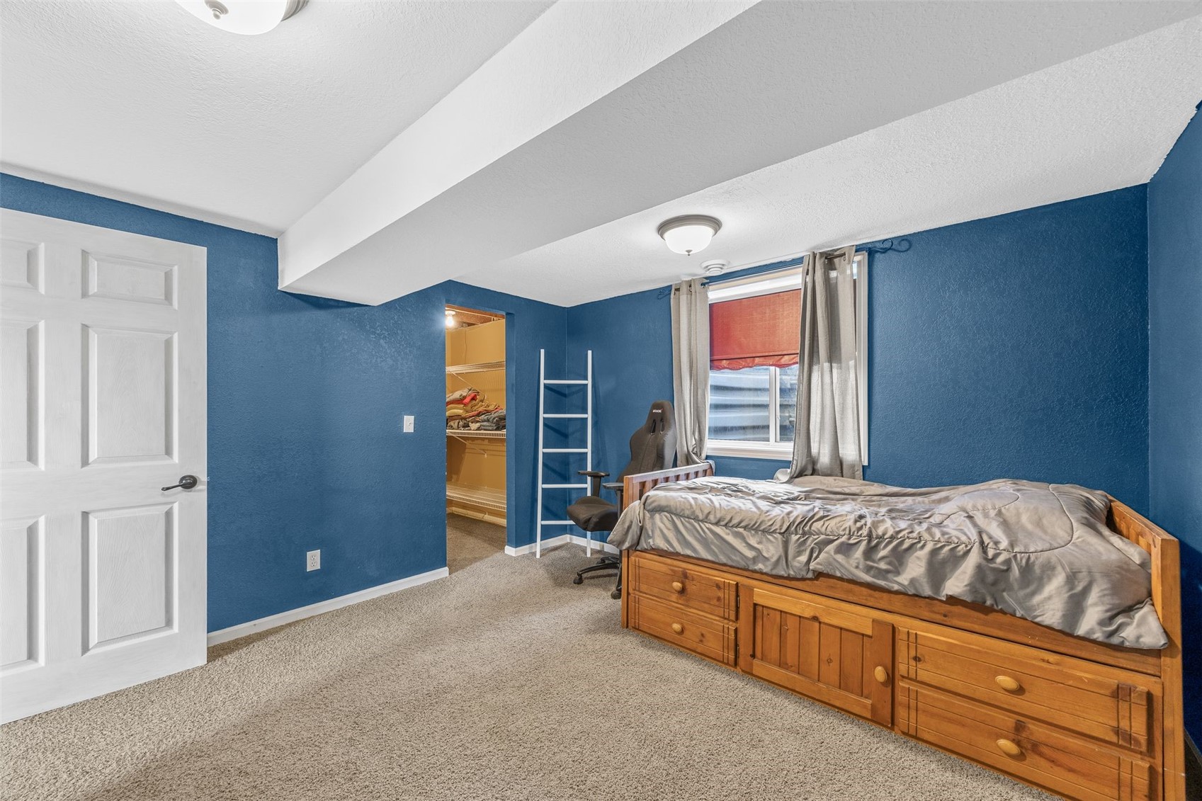 205 N 9th Avenue Vinton IA 52349