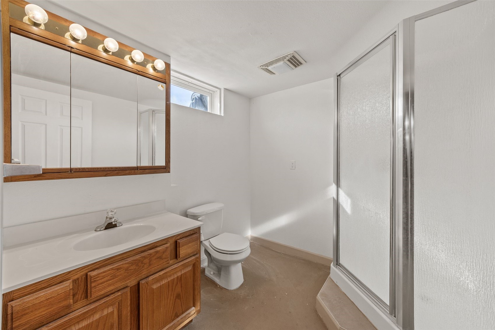 205 N 9th Avenue Vinton IA 52349