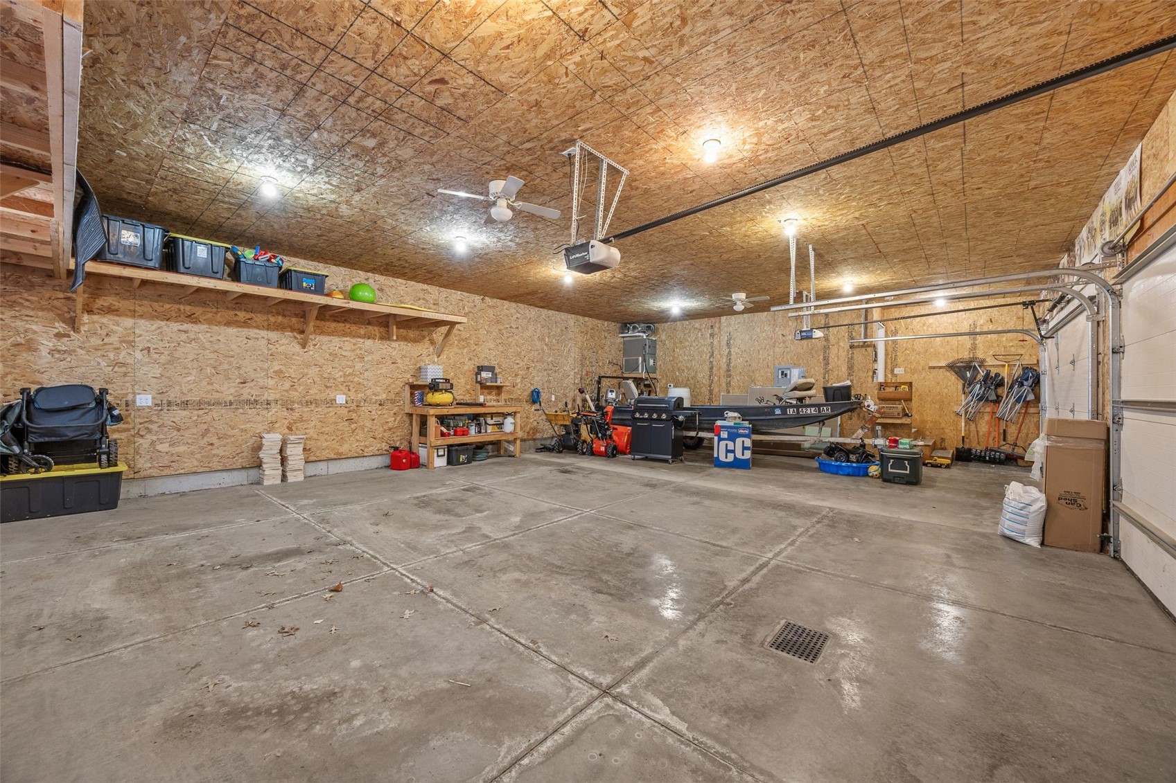 205 N 9th Avenue Vinton IA 52349