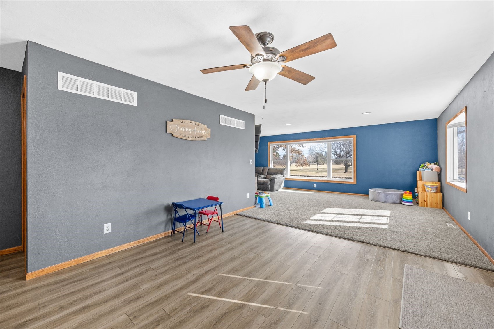 205 N 9th Avenue Vinton IA 52349