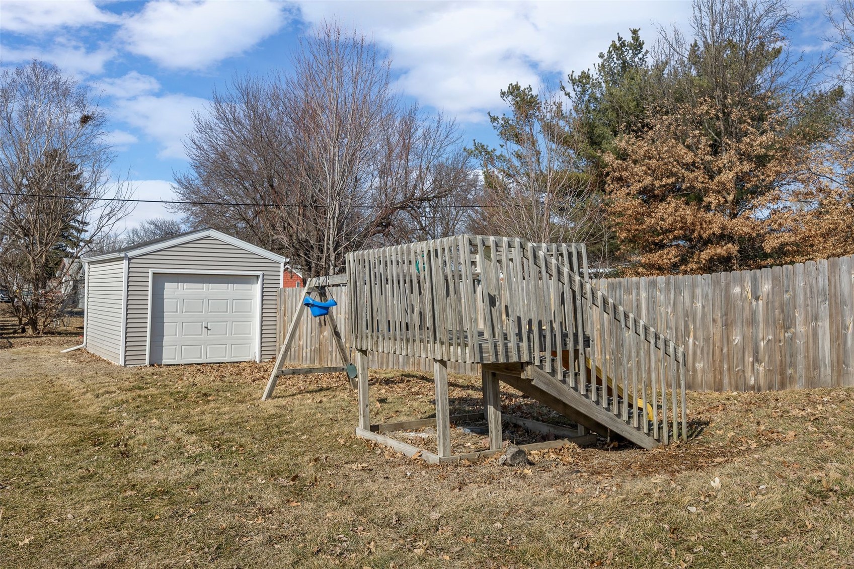 205 N 9th Avenue Vinton IA 52349
