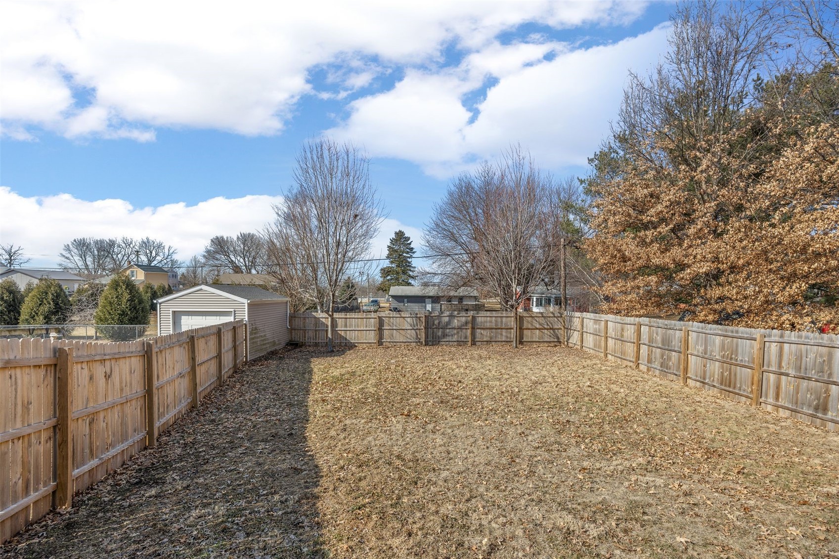 205 N 9th Avenue Vinton IA 52349