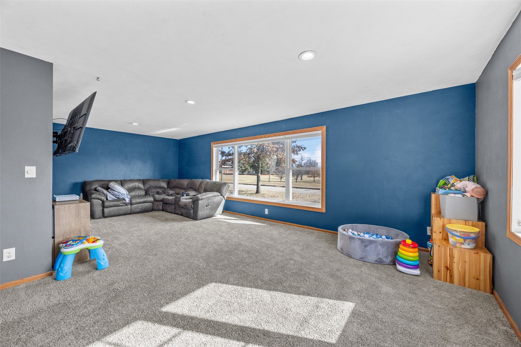 205 N 9th Avenue Vinton IA 52349