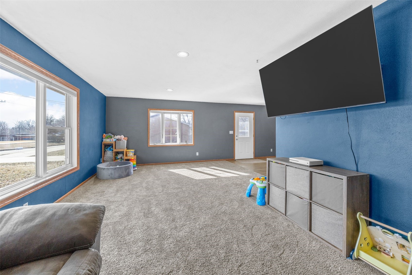 205 N 9th Avenue Vinton IA 52349