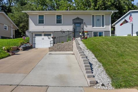 1518 Seminole Avenue NW Cedar Rapids IA 52405