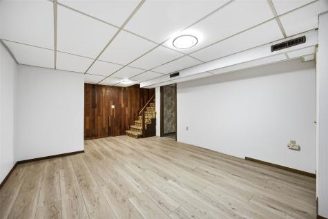 910 Talwrn Court Iowa City IA 52246