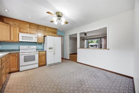 910 Talwrn Court Iowa City IA 52246